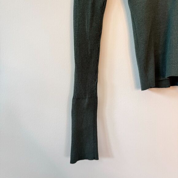 Leith Ribbed Olive Green V Neck Sweater - Picture 4 of 5